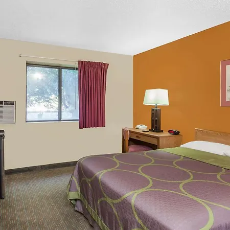 Super 8 By Wyndham Charlotte/Amusement Park Area Hotel Exterior photo